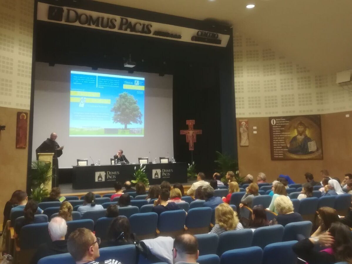 Laboratorio che prepara l'Associazione di Psicologia Cattolica